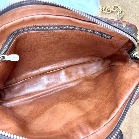 Louis Vuitton crossbody *Custom* with chain, bag charm and dust bag - Picture 6 of 16